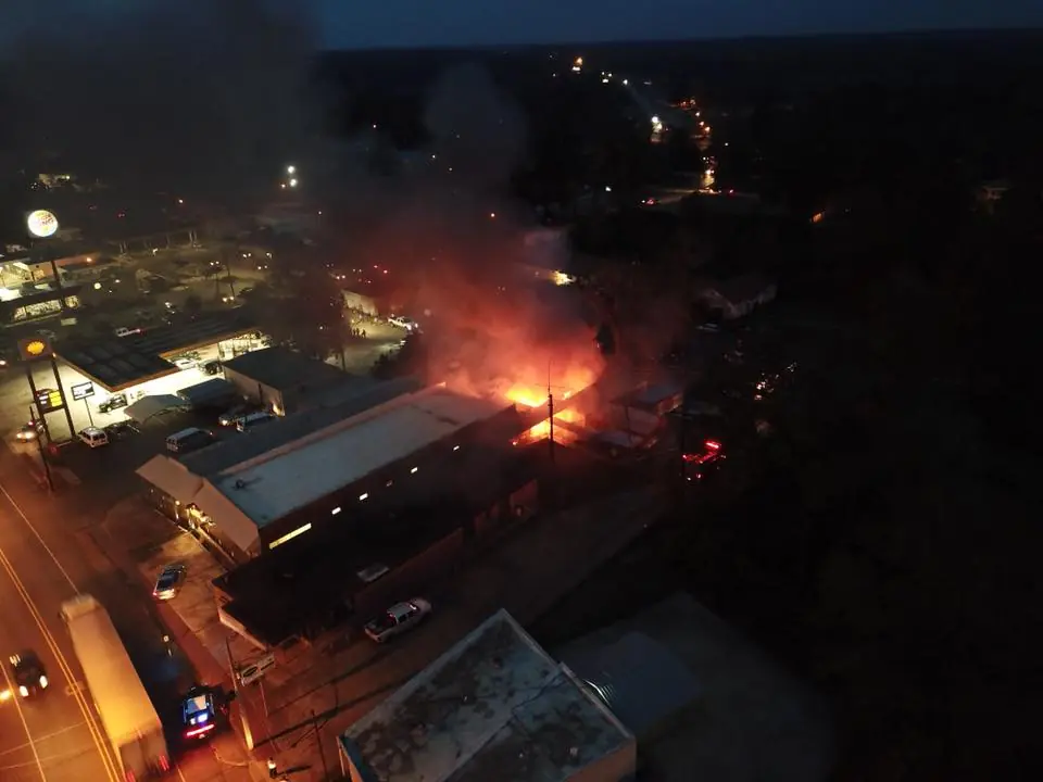 Photograph from the Facebook post “Fire this evening at SARC building in Many.”
