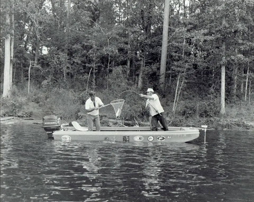 Photograph from the Facebook post “A 1979 photo taken on Toledo Bend Lake.”