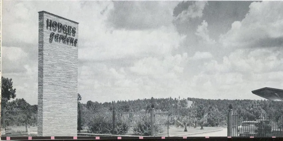 Photograph from the Facebook post “Hodges Gardens entrance gate, 1970s”