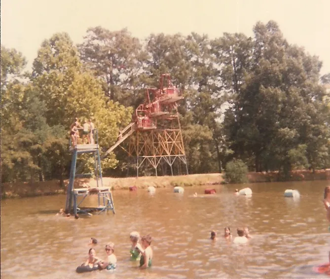Photo from www.crystallaketexas.com