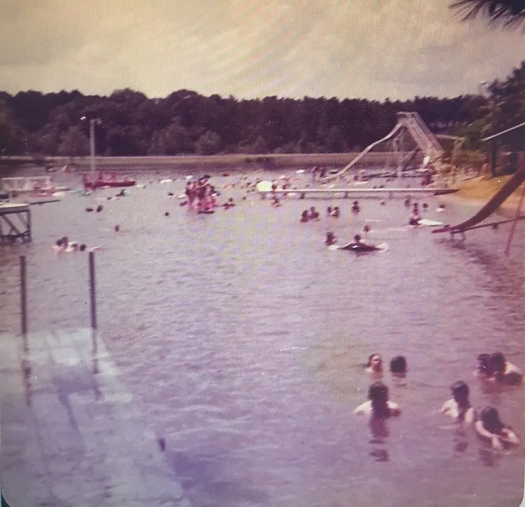 Photo from www.crystallaketexas.com