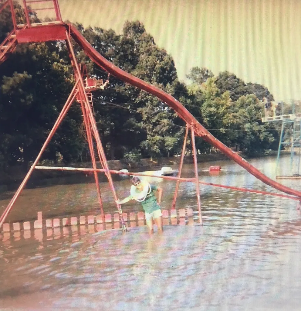 Photo from www.crystallaketexas.com