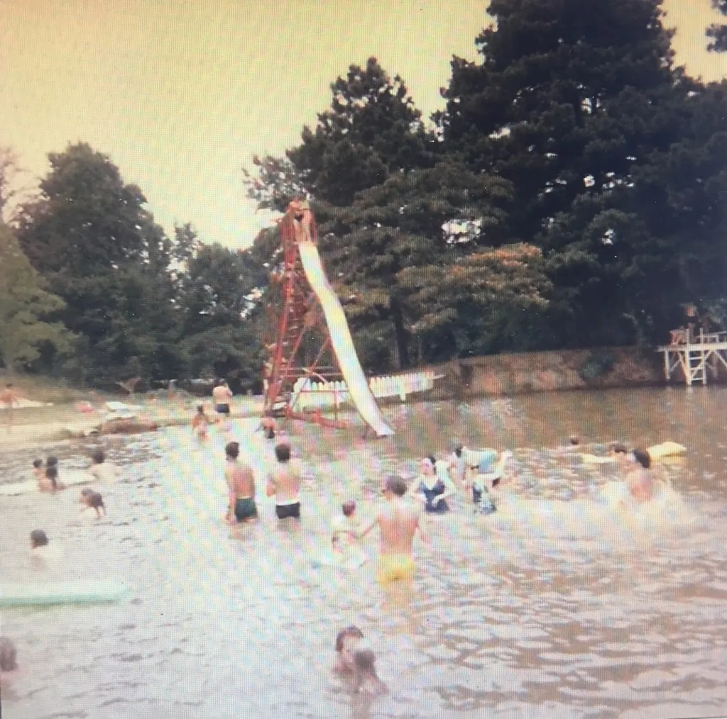 Photo from www.crystallaketexas.com